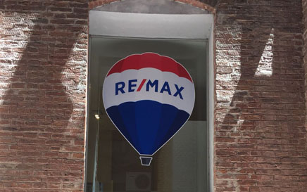 REMAX